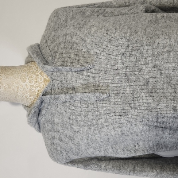 Topshop Cropped Top Sweater Grey Wool Blend Hooded Knit Women's SZ 8-10 Italy - Picture 4 of 16